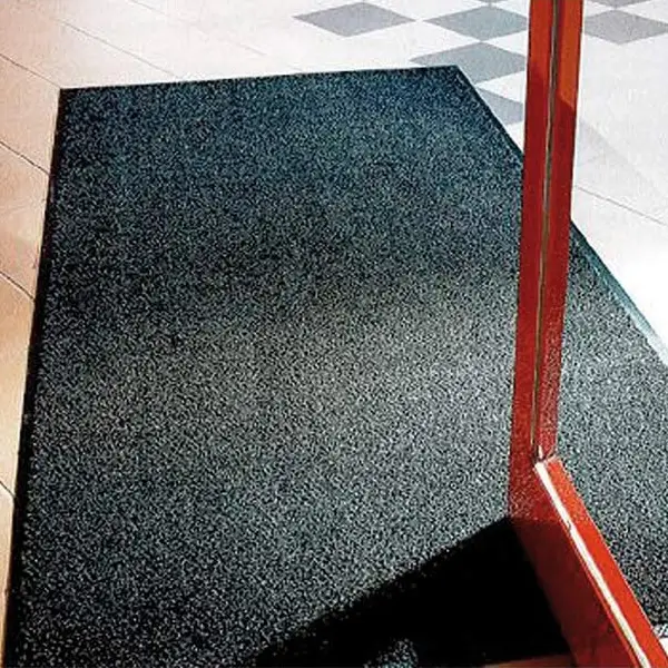 CLEANFOR : tapis absorbant sur mesure